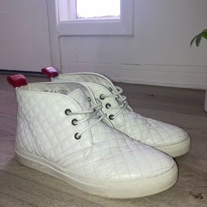 Del Toro chukkas size 8 USA Men (Quilted Leather)